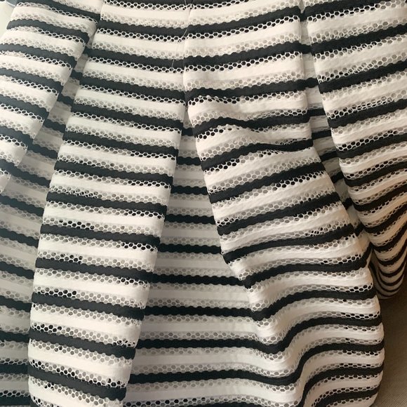 SOPRANO STRIPED EYELET LACE SKIRT - Picture 3 of 4